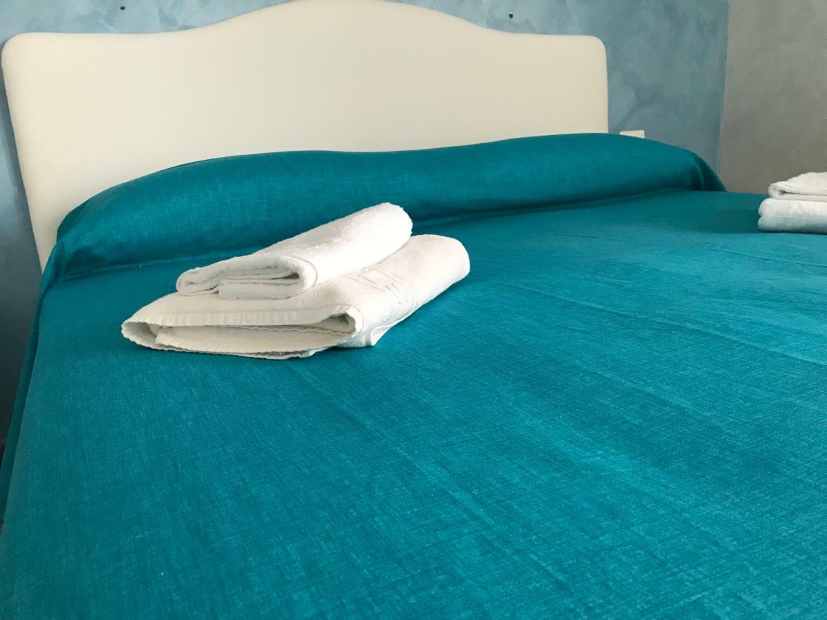 Double Room,891735097:JPEG